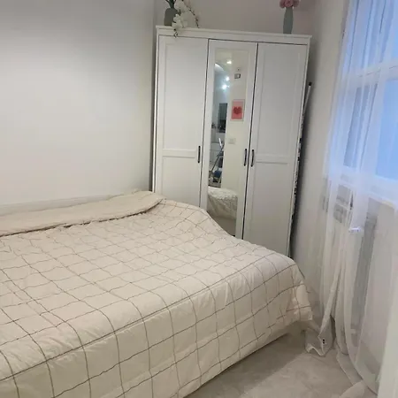Dama Maria Elena Řím