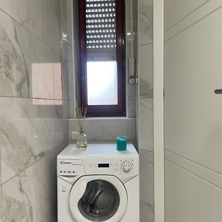 Dama Maria Elena - 1 Min Walk To Valle Aurelia Metro *